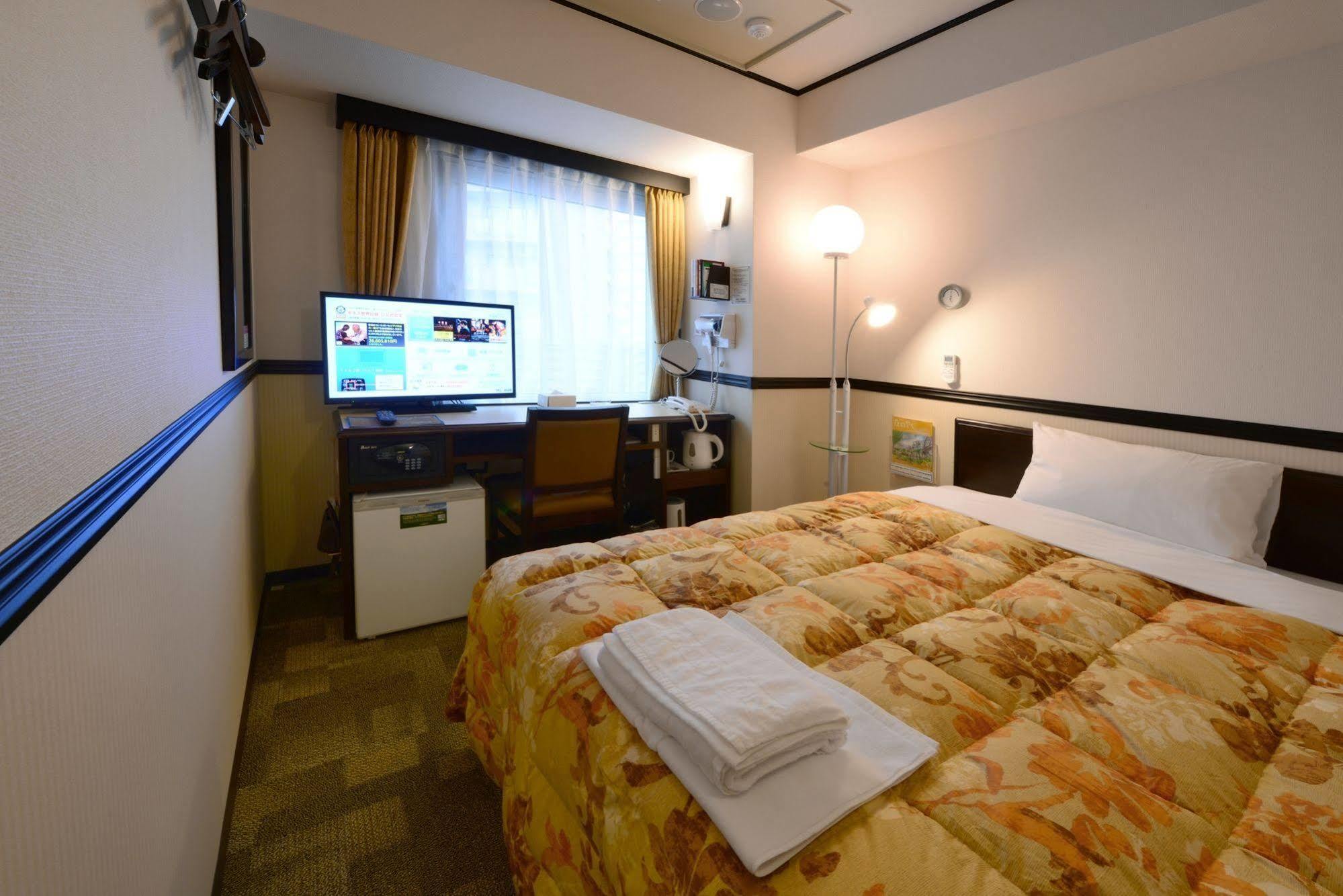 Toyoko Inn Shonan Hiratsuka Eki Kita Guchi No 2 Exterior photo