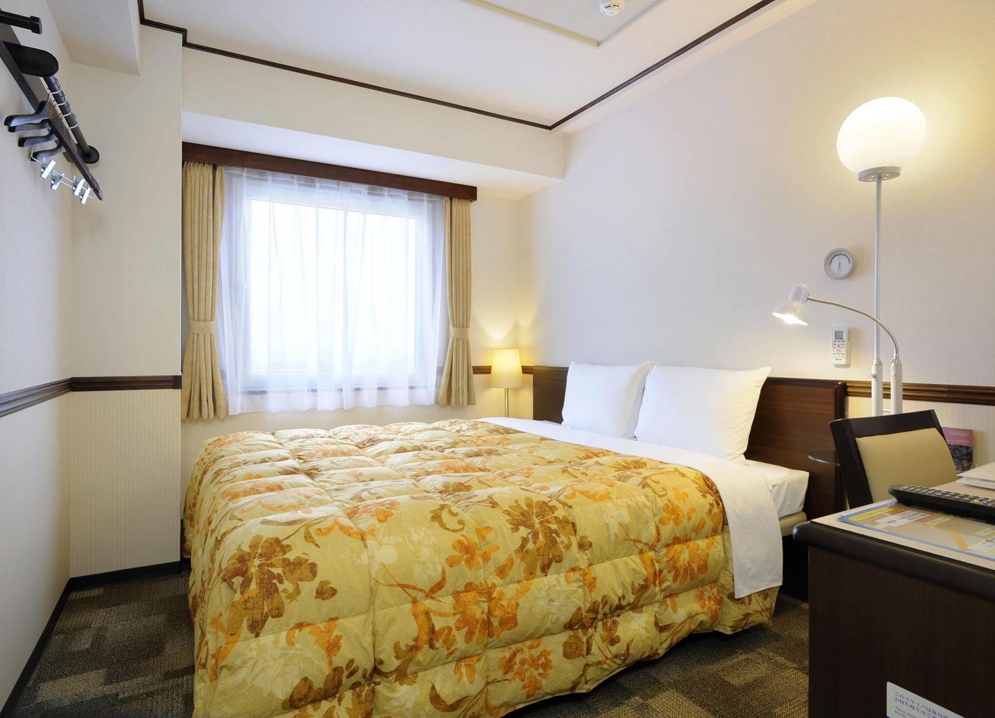 Toyoko Inn Shonan Hiratsuka Eki Kita Guchi No 2 Exterior photo