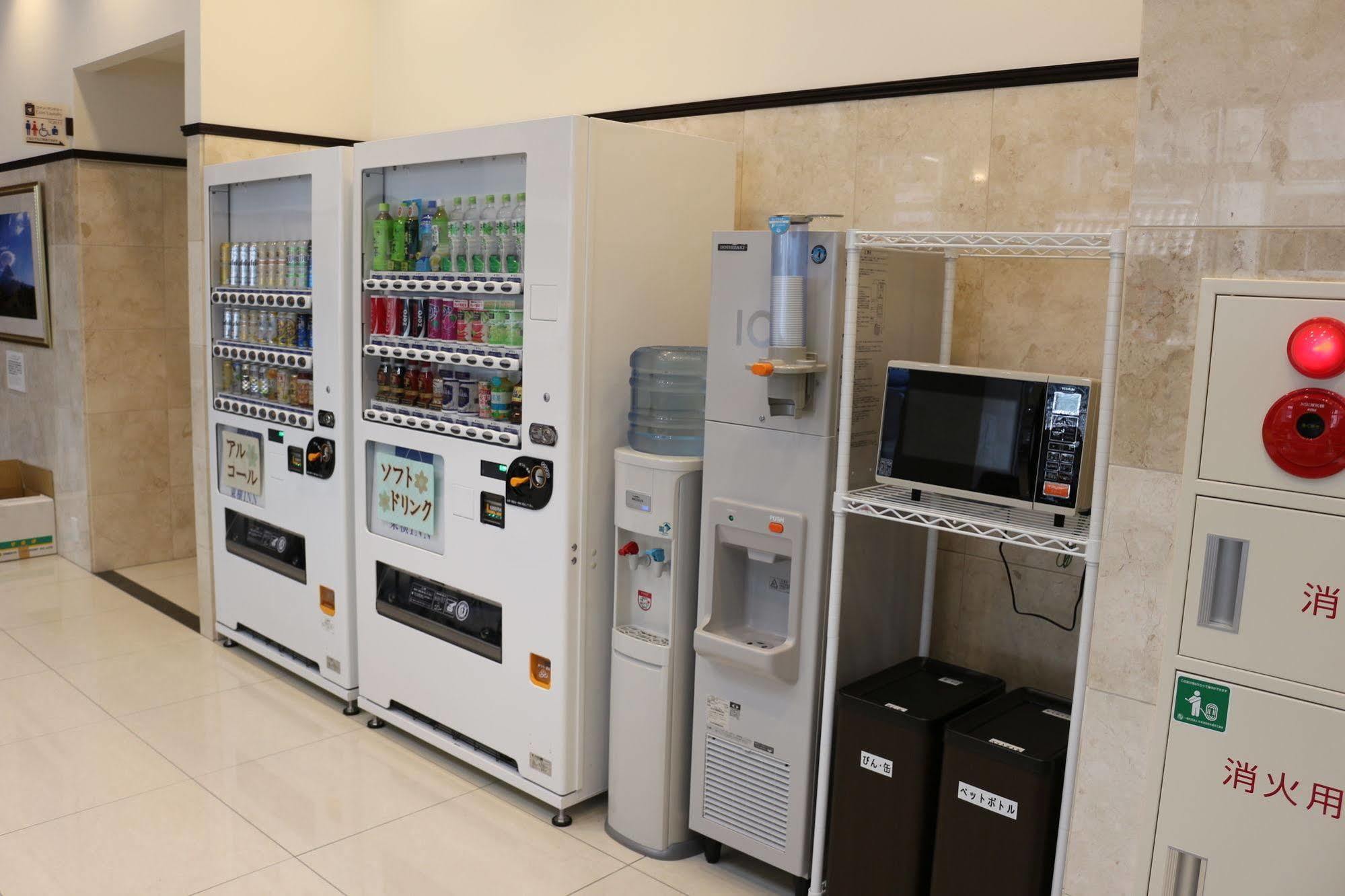 Toyoko Inn Shonan Hiratsuka Eki Kita Guchi No 2 Exterior photo